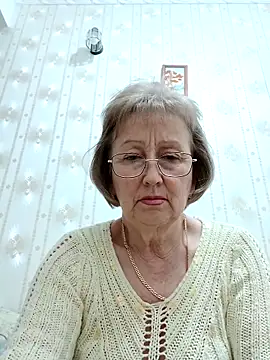 AlikaSwan5821 online show from 02/09/26, 09:02