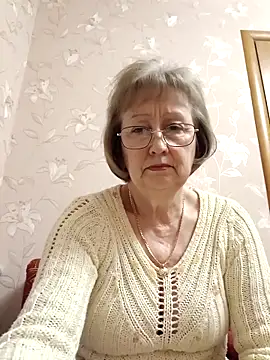 AlikaSwan5821 online show from 02/16/26, 02:59