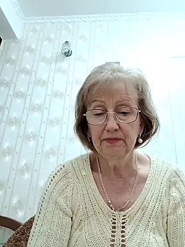 AlikaSwan5821 online show from 10/25/25, 07:03