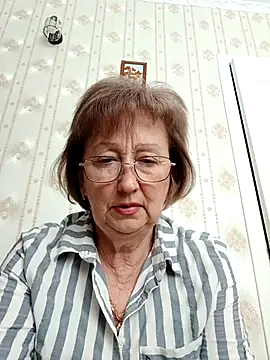 AlikaSwan5821 online show from 05/07/26, 12:19