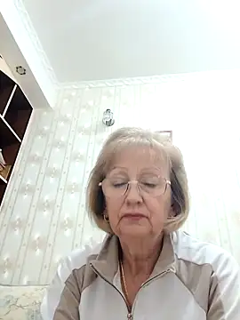 AlikaSwan5821 online show from 10/22/25, 06:51