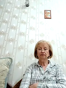 AlikaSwan5821 online show from 10/01/25, 07:07