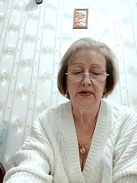 AlikaSwan5821 online show from 12/05/25, 08:17