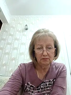 AlikaSwan5821 online show from 10/20/25, 07:14