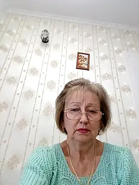 AlikaSwan5821 online show from 12/02/25, 07:37