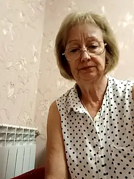 AlikaSwan5821 online show from 09/23/25, 12:12