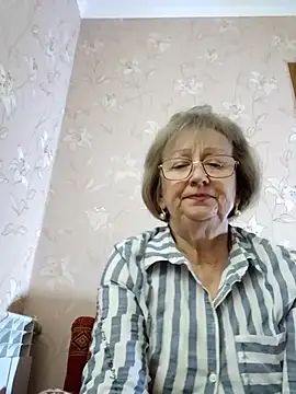 AlikaSwan5821 online show from 11/30/25, 03:02