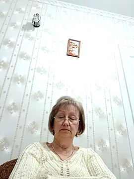 AlikaSwan5821 online show from 11/24/25, 07:58