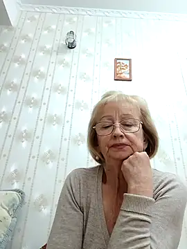 AlikaSwan5821 online show from 09/30/25, 07:42