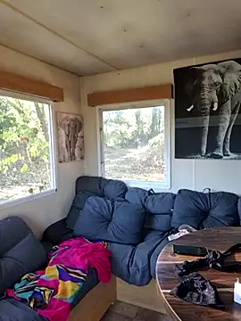 Snapshot of Misspapillon1840 chatting on 11/04/25, 08:29 Misspapillon1840 online show from 11/04/25, 08:29