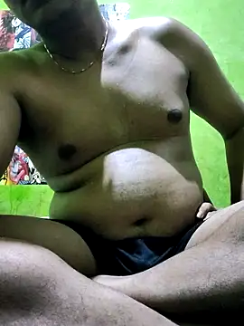 Snapshot of bagasFreedom chatting on 02/13/26, 07:03 bagasFreedom online show from 02/13/26, 07:03