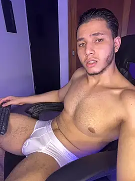 max valiant1 online show from 12/15/25, 04:29