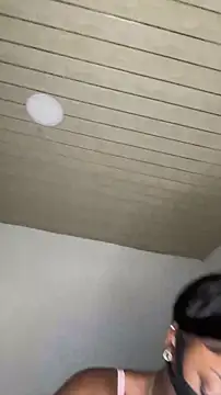  foreigntitts online show from 11/17/25, 04:00