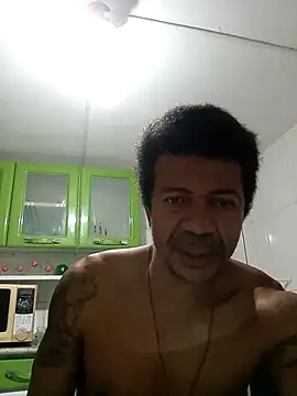 moreno25centimetro online show from 11/26/25, 12:32