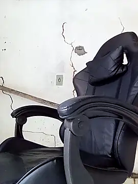 moreno25centimetro online show from 02/09/26, 12:47