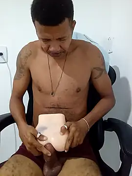 moreno25centimetro online show from 07/22/26, 11:45