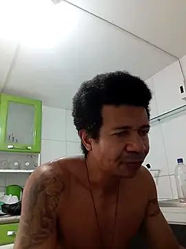 moreno25centimetro online show from 12/02/25, 01:24