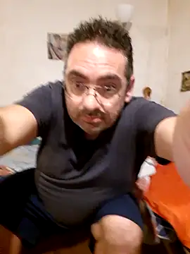 Snapshot of Jouons-ensembles2 chatting on 11/16/25, 03:39 Jouons-ensembles2 online show from 11/16/25, 03:39