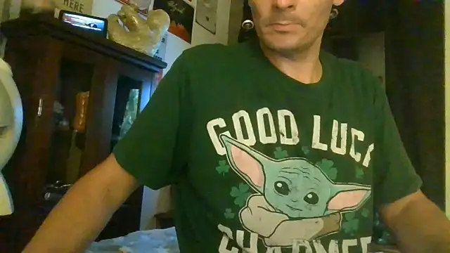Snapshot of RichardW chatting on 06/29/26, 10:48 RichardW online show from 06/29/26, 10:48