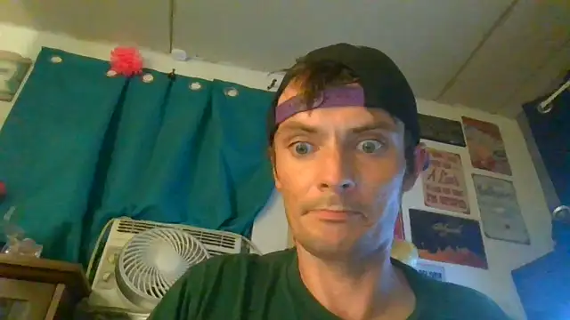 Snapshot of RichardW chatting on 06/29/26, 07:26 RichardW online show from 06/29/26, 07:26