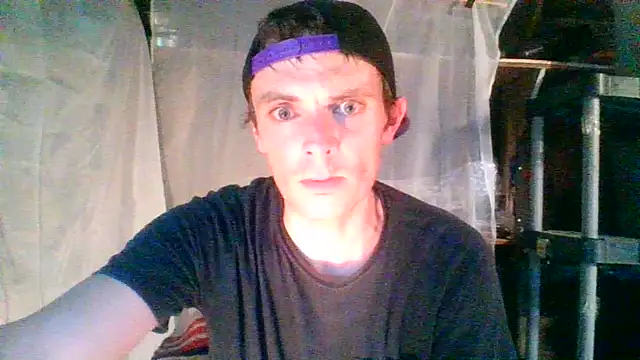 Snapshot of RichardW chatting on 06/09/26, 05:19 RichardW online show from 06/09/26, 05:19
