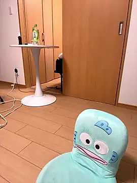 juri20cm online show from 10/26/25, 03:56