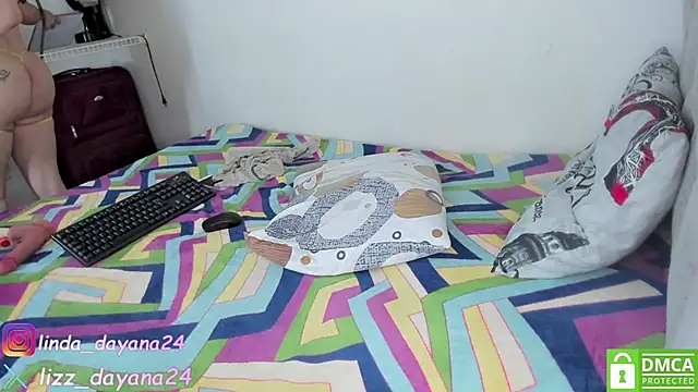 sweetdollinda23 online show from 04/13/26, 01:42