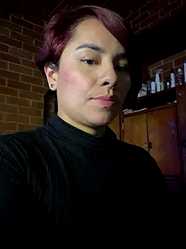 Snapshot of alejandra_prk26 chatting on 10/30/25, 01:37 alejandra prk26 online show from 10/30/25, 01:37