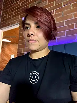 Snapshot of alejandra_prk26 chatting on 10/11/25, 08:10 alejandra prk26 online show from 10/11/25, 08:10