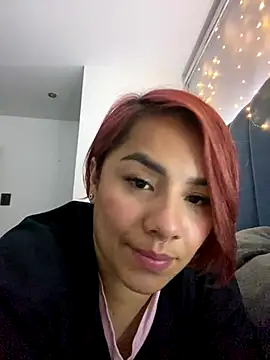 Snapshot of alejandra_prk26 chatting on 12/18/25, 05:12 alejandra prk26 online show from 12/18/25, 05:12