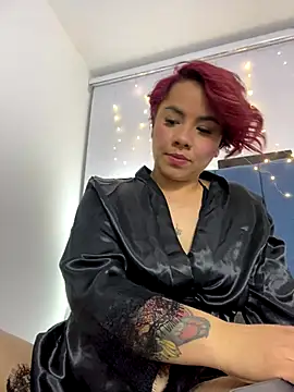 Snapshot of alejandra_prk26 chatting on 11/22/25, 01:04 alejandra prk26 online show from 11/22/25, 01:04