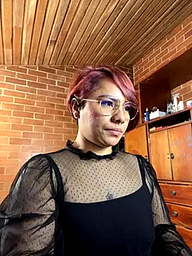 Snapshot of alejandra_prk26 chatting on 11/02/25, 08:36 alejandra prk26 online show from 11/02/25, 08:36