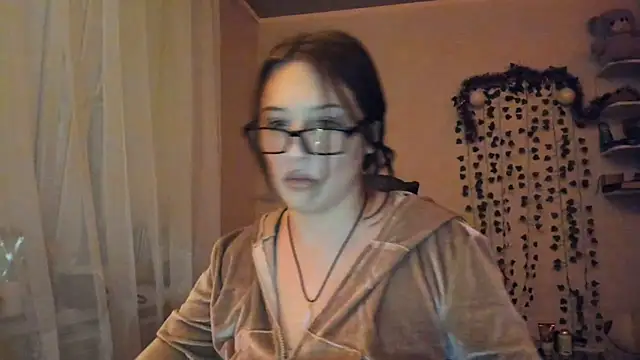 Stephanie Hills online show from 01/15/26, 07:17