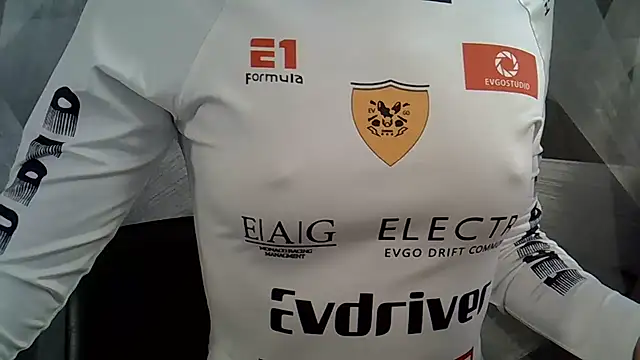 BritneyXKittensx online show from 11/16/25, 04:17