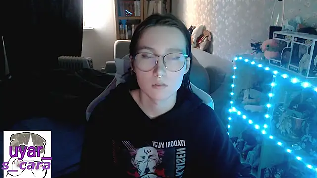s cara online show from 09/29/25, 01:39