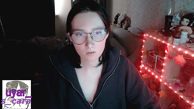 s cara online show from 10/13/25, 12:29