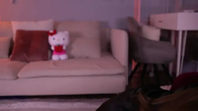 MillaSerene online show from 04/16/26, 05:41