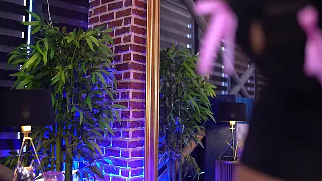 Snapshot of MillaSerene chatting on 10/29/25, 05:39 MillaSerene online show from 10/29/25, 05:39