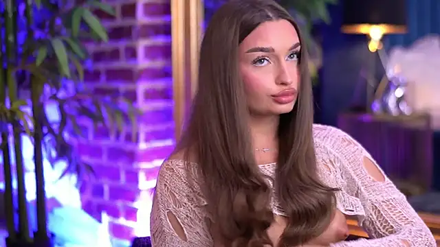 Snapshot of MillaSerene chatting on 11/21/25, 07:29 MillaSerene online show from 11/21/25, 07:29