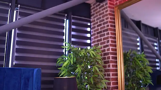 Snapshot of MillaSerene chatting on 10/10/25, 06:36 MillaSerene online show from 10/10/25, 06:36