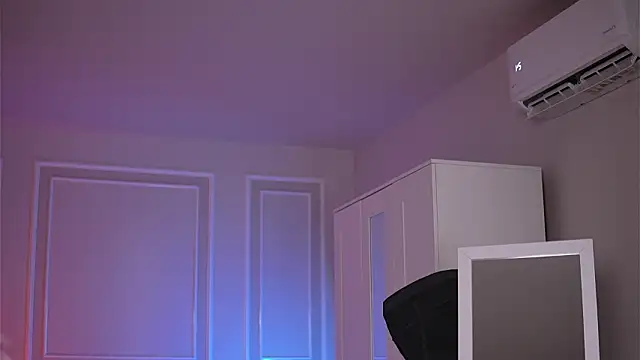 KyssaraPlay online show from 03/21/26, 07:07