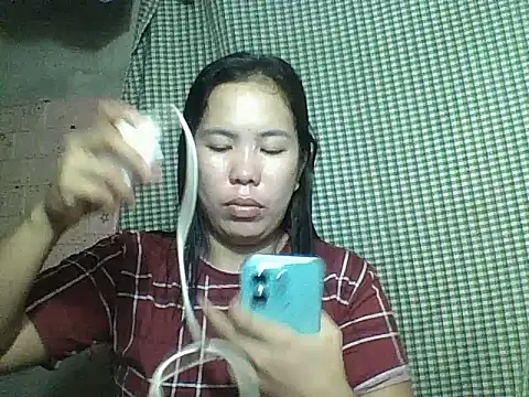 pinaysinglemommm online show from 11/12/25, 09:07