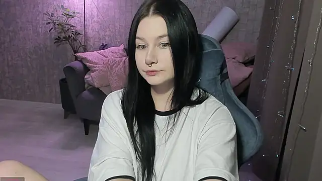 AlinaGreeeen online show from 10/12/25, 01:23