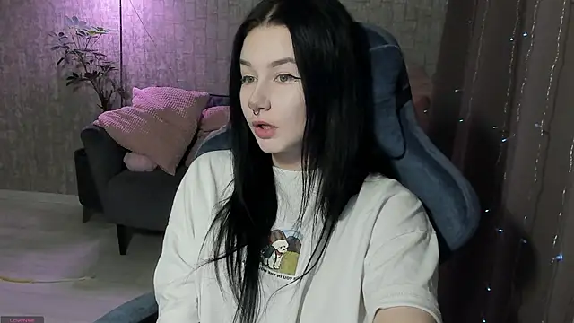 AlinaGreeeen online show from 09/26/25, 12:56