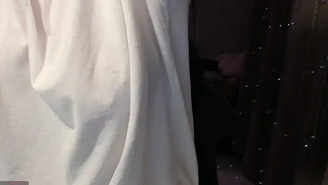 AlinaGreeeen online show from 10/16/25, 01:14