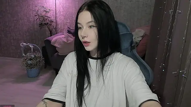 AlinaGreeeen online show from 10/09/25, 05:52
