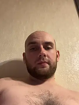 LuckyGirlfriends online show from 04/19/26, 05:58