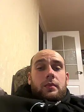 LuckyGirlfriends online show from 10/19/25, 07:16