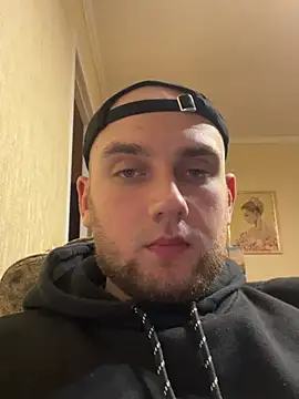 LuckyGirlfriends online show from 05/14/26, 08:06