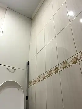 LuckyGirlfriends online show from 10/29/25, 07:02